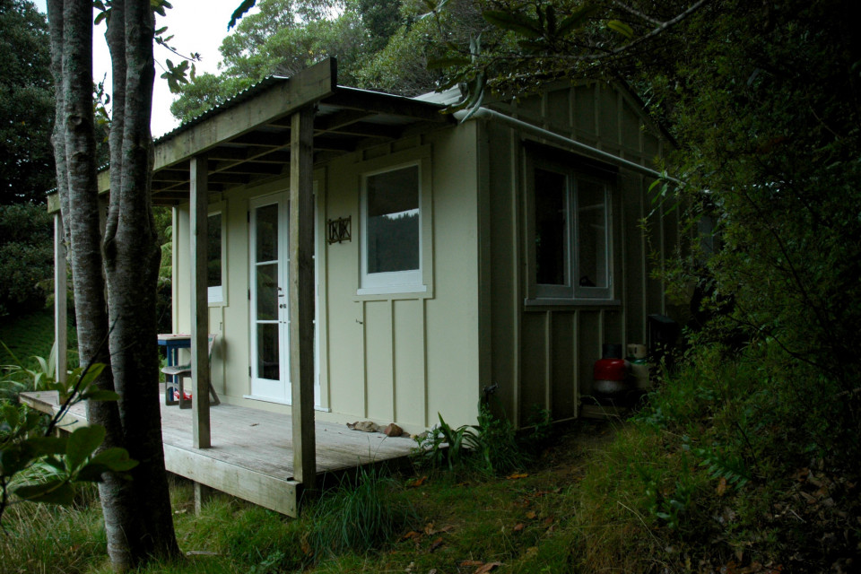 simple life in chetul solitary cabin