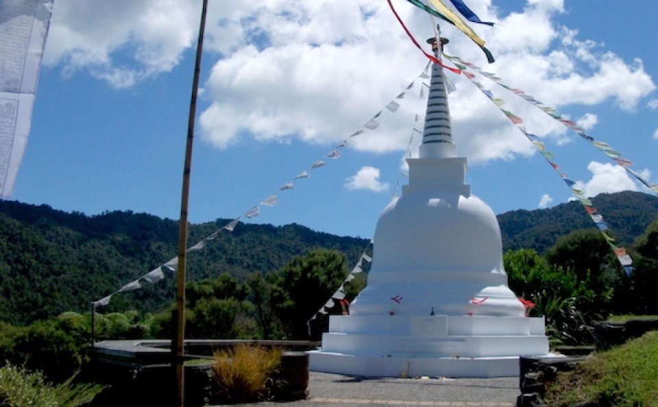 Picture of the stupa at Sudarshanaloka